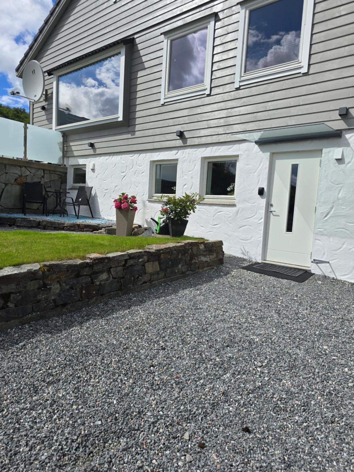 Ks Apartment Near Bergen Luaran gambar