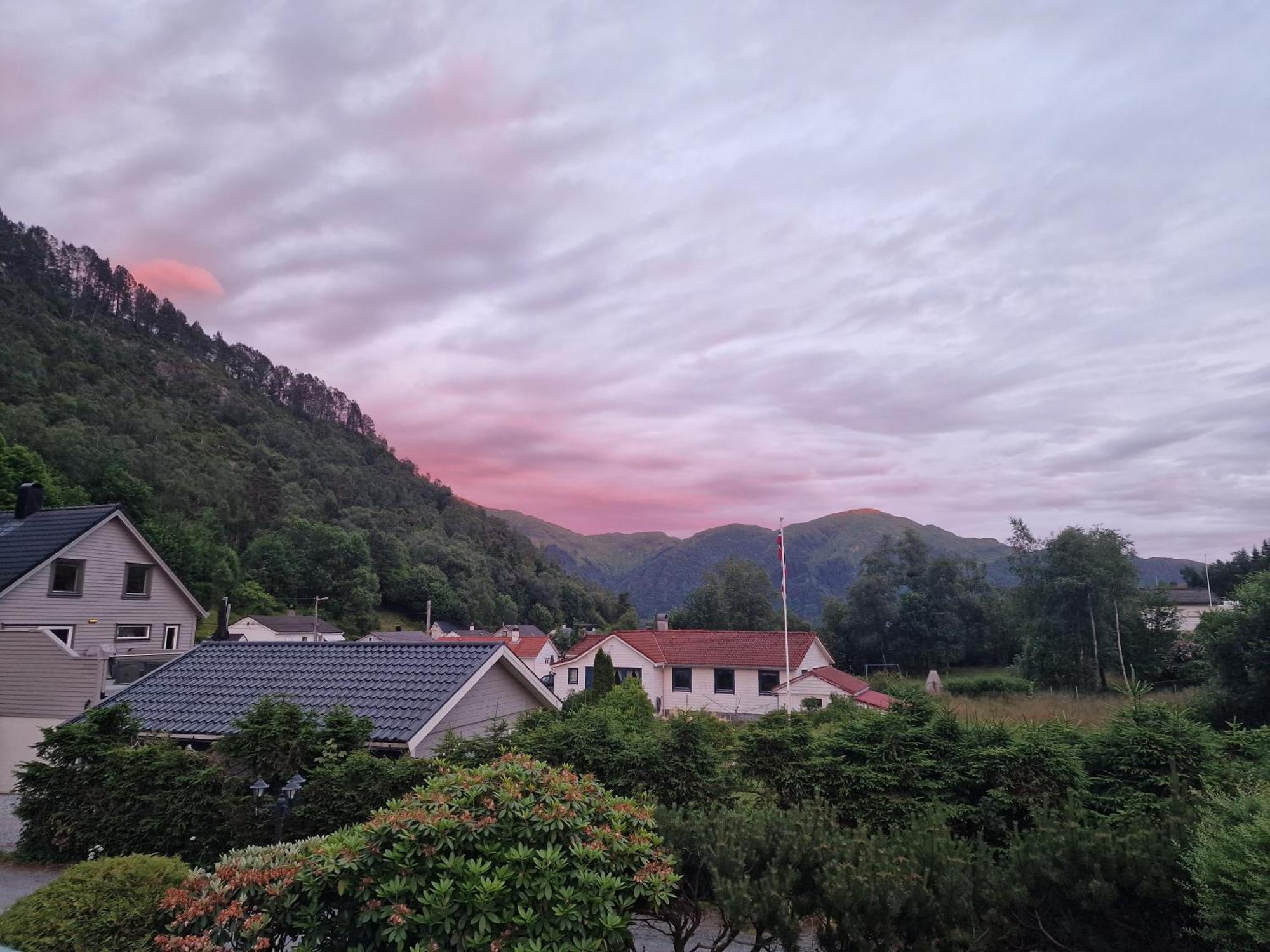 Ks Apartment Near Bergen Luaran gambar